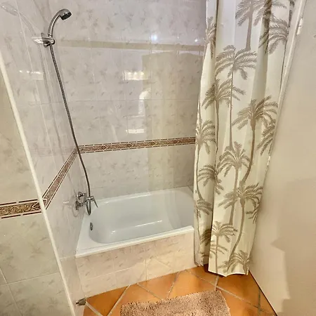 Aquamarina Sea View Apartment *